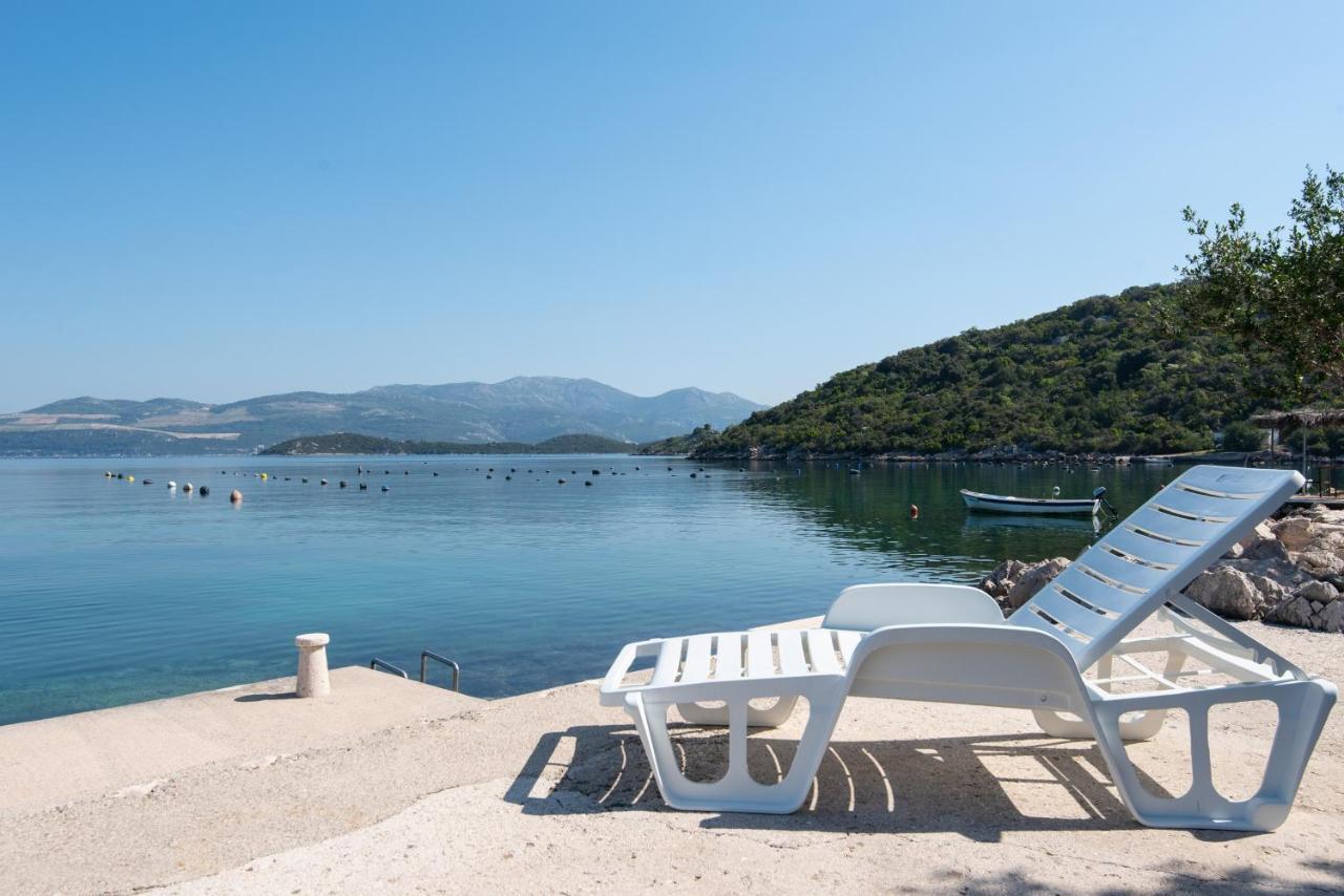 Apartments By The Sea Cove Pjestata, Peljesac - 12381 Putniković Buitenkant foto