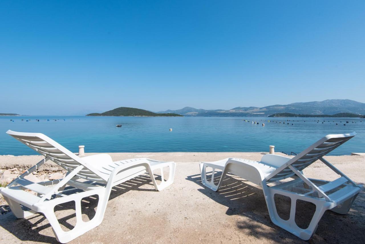 Apartments By The Sea Cove Pjestata, Peljesac - 12381 Putniković Buitenkant foto