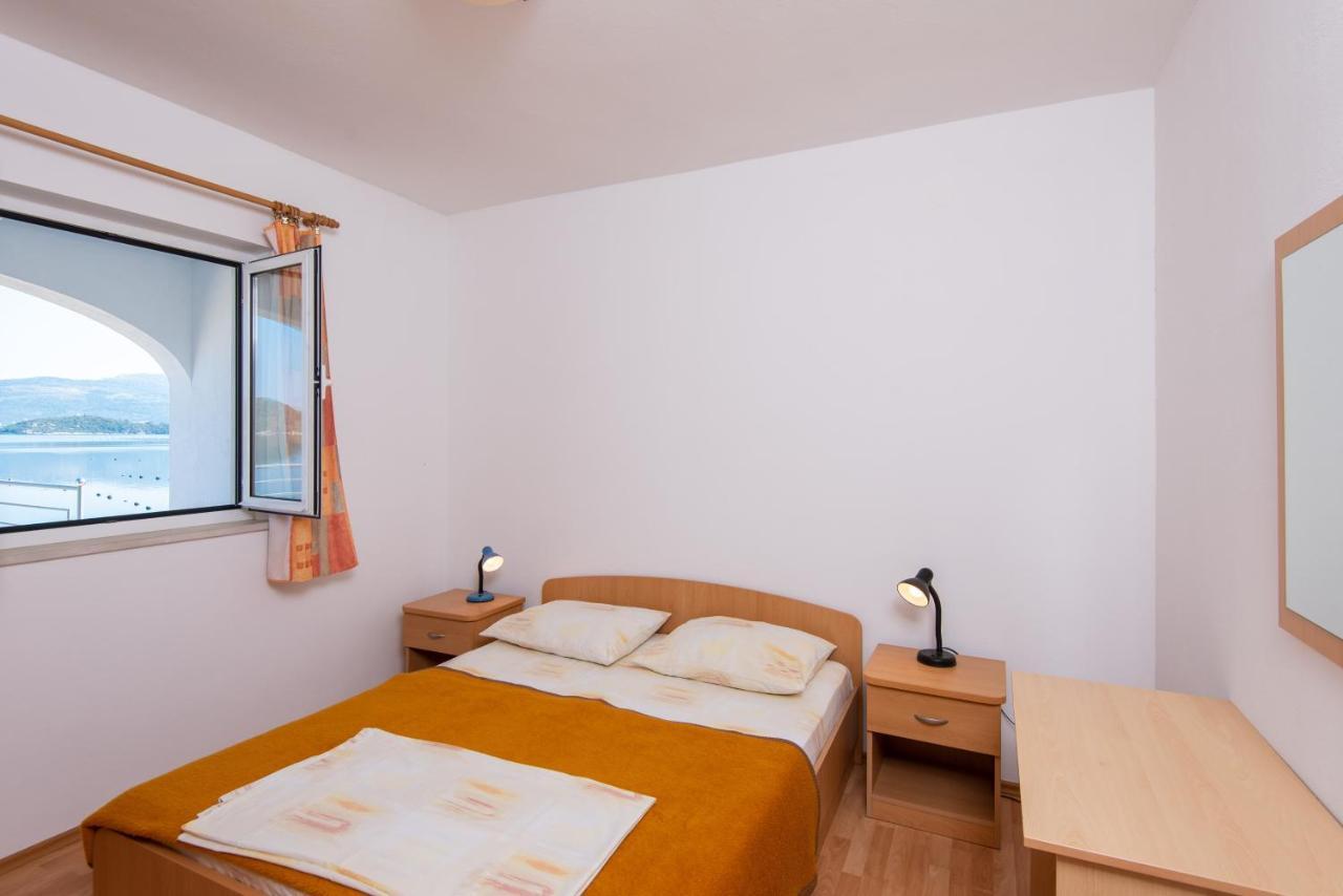 Apartments By The Sea Cove Pjestata, Peljesac - 12381 Putniković Buitenkant foto